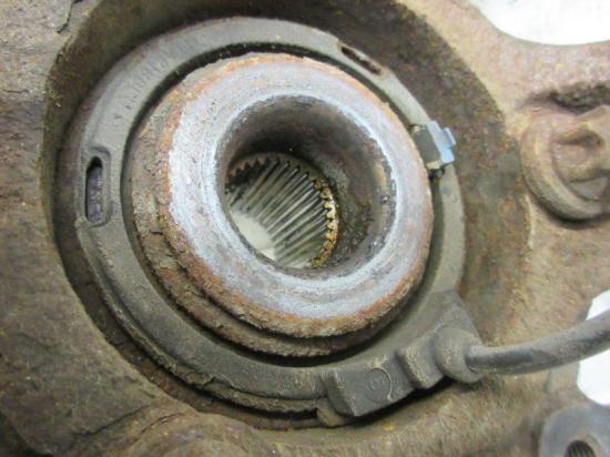 Achsschenkel Radnabe vorne links Radlager OPEL ASTRA H CARAVAN (L35) 1.4 FACELIFT 66 KW 13156041 Bild Achsschenkel Radnabe vorne links Radlager OPEL ASTRA H CARAVAN (L35) 1.4 FACELIFT 66 KW 13156041