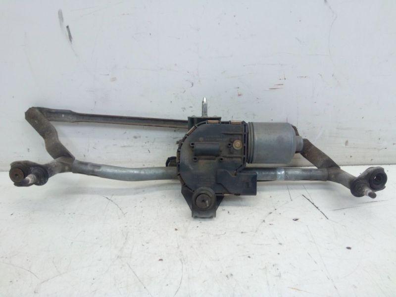 Wischergestänge vorne Wischermotor VW CADDY III (2CB, 2CJ, 2KB, 2KJ) 1.2 TSI 63 KW 1T1955023A/3397021378/1T1955119A/0397220656