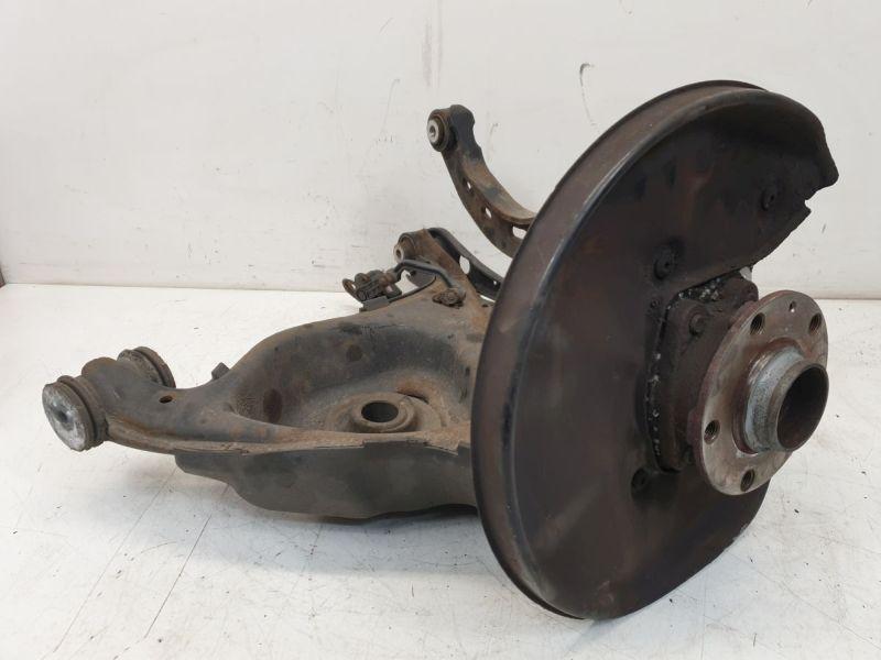 Achsschenkel Radnabe links hinten Querlenker, ABS-Sensor AUDI A6 (4F2) 2.7 TDI 132 KW 4F0598611B/4F0505311M