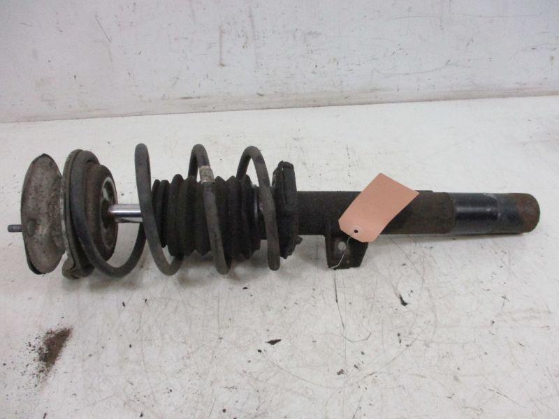 Federbein Stoßdämpfer Stoßdämpfer Vorne Rechts BMW 1 (E87) 116I LCI 90 KW 6786018 Bild Federbein Stoßdämpfer Stoßdämpfer Vorne Rechts BMW 1 (E87) 116I LCI 90 KW 6786018