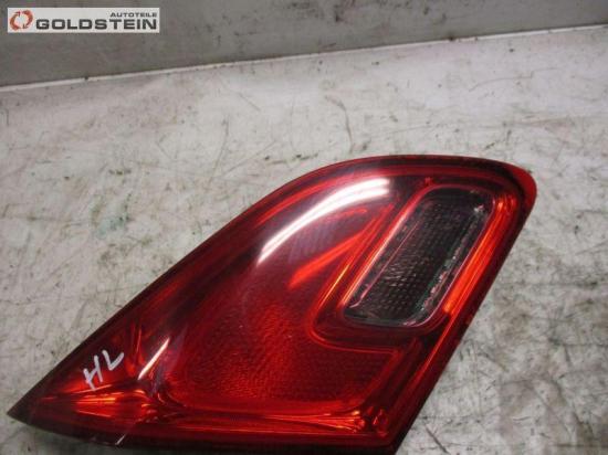 Rückleuchte Rücklicht innen links Rücklicht Bremsleuchte Bremslicht OPEL ASTRA J 1.7 CDTI 92 KW Bild Rückleuchte Rücklicht innen links Rücklicht Bremsleuchte Bremslicht OPEL ASTRA J 1.7 CDTI 92 KW