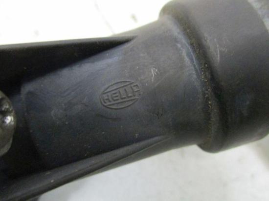 Waschwasserdüse rechts AUDI A6 (4B, C5) S6 QUATTRO 250 KW 4B3807722 Bild Waschwasserdüse rechts AUDI A6 (4B, C5) S6 QUATTRO 250 KW 4B3807722