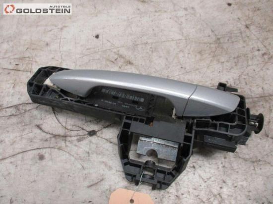 Türgriff links Außen RHD RECHTSLENKER 775U IRIDIUMSILBER MERCEDES-BENZ E-KLASSE (W212) E 220 CDI 125 KW A2127600534 Bild Türgriff links Außen RHD RECHTSLENKER 775U IRIDIUMSILBER MERCEDES-BENZ E-KLASSE (W212) E 220 CDI 125 KW A2127600534