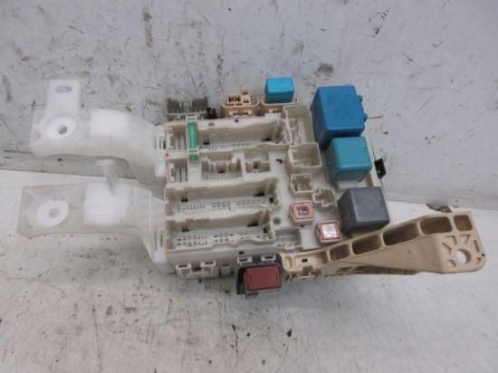 Steuergerät Sicherungskasten ECU TOYOTA YARIS (_P9_) 1.0 VVT-I 51 KW 8273052700 Bild Steuergerät Sicherungskasten ECU TOYOTA YARIS (_P9_) 1.0 VVT-I 51 KW 8273052700