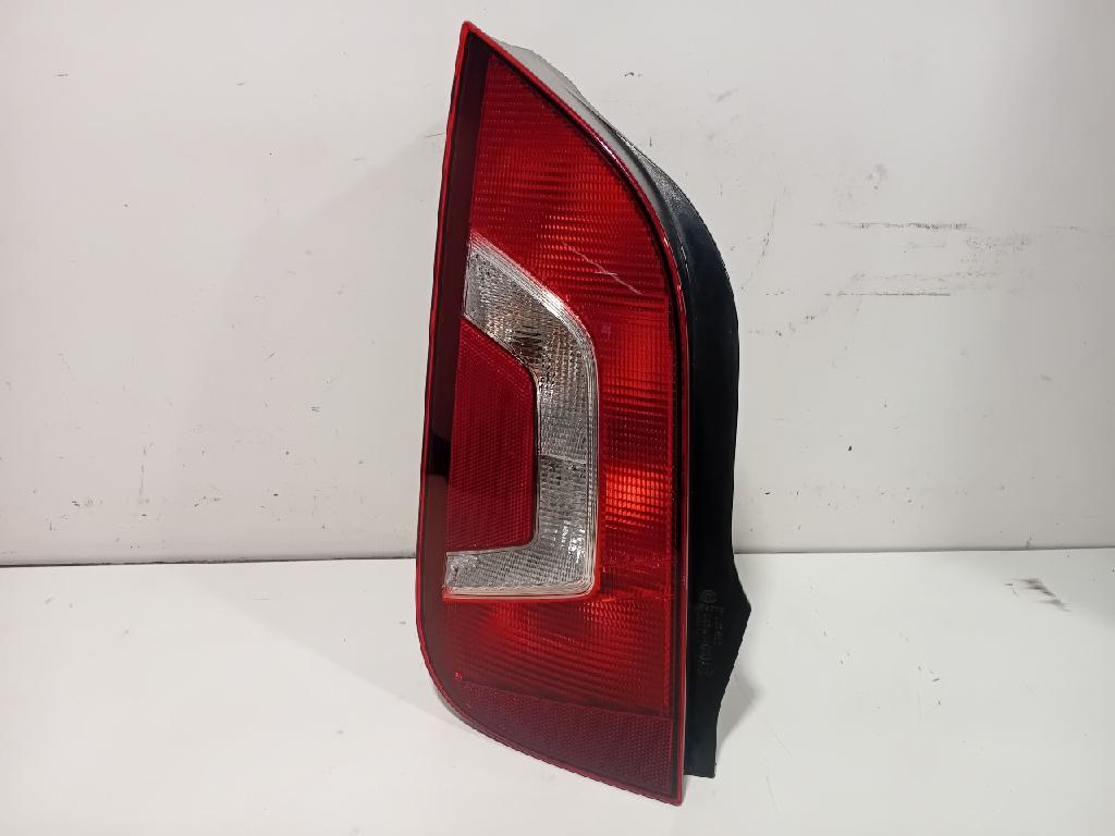 Rücklicht Links Aussen 1S0945095D Volkswagen Up! (121) Schrägheck 1.0 12V 75 (CHYB) 2014-03 CHYB