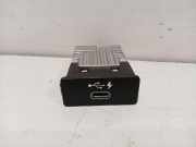 Aux/usb-Anschluss 8711939 Mini Countryman (F60) SUV 1.5 TwinPower Turbo 12V Cooper SE ALL4 (IA1) 2021-02