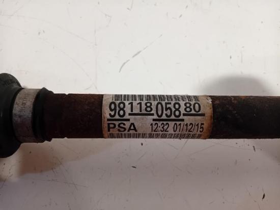 Antriebswelle Rechts Vorne 9811805880 Peugeot 2008 (CU) Gro?raumlimousine 1.2 12V e-THP PureTech 130 (EB2DTS(HNY)) 2016 Bild Antriebswelle Rechts Vorne 9811805880 Peugeot 2008 (CU) Gro?raumlimousine 1.2 12V e-THP PureTech 130 (EB2DTS(HNY)) 2016