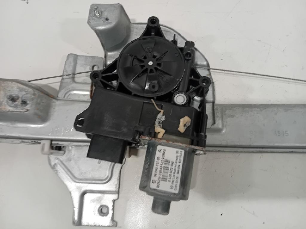 Fensterheber Elektr. Rechts Vorne 980608808001 Peugeot 2008 (CU) Gro?raumlimousine 1.2 12V e-THP PureTech 130 (EB2DTS(HNY)) 2016 Bild Fensterheber Elektr. Rechts Vorne 980608808001 Peugeot 2008 (CU) Gro?raumlimousine 1.2 12V e-THP PureTech 130 (EB2DTS(HNY)) 2016