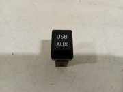 Aux/usb-Anschluss USB 8619002060 Toyota Auris (E15) Schrägheck 1.8 16V HSD Full Hybrid (2ZRFXE) 2011