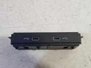 Aux-Anschluss /USB POORT 2G6035718 Volkswagen Golf VIII Variant (GC5) Kombi 2.0 TDI BlueMotion 16V (DTSB) 2024