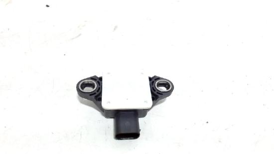 Esp Sensor 52042669 Abarth 500C/595C/695C Cabrio 1.4 T-Jet 16V (312.B.4000) 2017 Bild Esp Sensor 52042669 Abarth 500C/595C/695C Cabrio 1.4 T-Jet 16V (312.B.4000) 2017