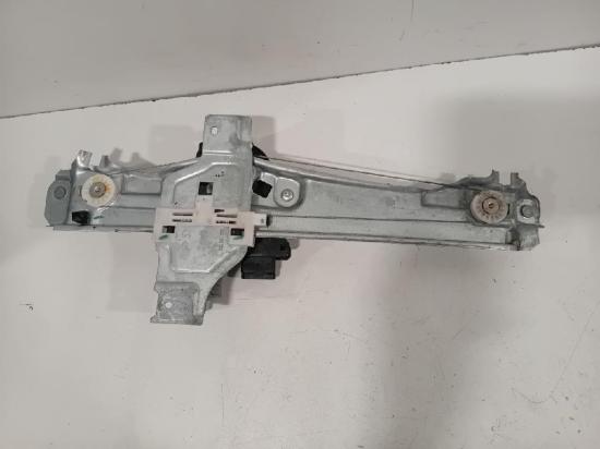 Fensterheber Elektr. Rechts Hinten 980608858001 Peugeot 2008 (CU) Großraumlimousine 1.2 12V e-THP PureTech 130 (EB2DTS(HNY)) 2016 Bild Fensterheber Elektr. Rechts Hinten 980608858001 Peugeot 2008 (CU) Großraumlimousine 1.2 12V e-THP PureTech 130 (EB2DTS(HNY)) 2016