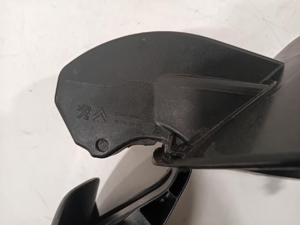 Tankklappe 9677638880 Peugeot 2008 (CU) Gro?raumlimousine 1.2 12V e-THP PureTech 130 (EB2DTS(HNY)) 2016 Bild Tankklappe 9677638880 Peugeot 2008 (CU) Gro?raumlimousine 1.2 12V e-THP PureTech 130 (EB2DTS(HNY)) 2016