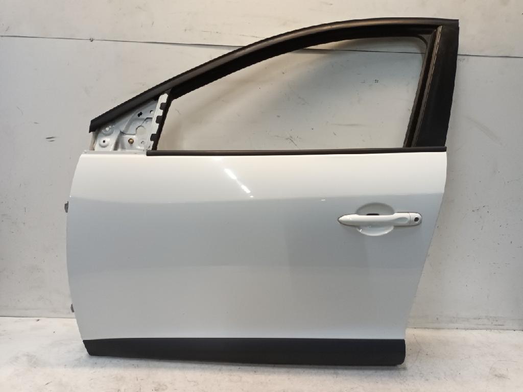 Tür Links Vorne Renault Megane III Grandtour (KZ) Kombi 5-drs 1.5 dCi 110 (K9K-J836) 2014 Bild Tür Links Vorne Renault Megane III Grandtour (KZ) Kombi 5-drs 1.5 dCi 110 (K9K-J836) 2014