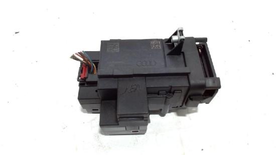 Kontakt Punkte 8K0909131D Audi A8 (D4) Limousine 4.2 TDI V8 32V Quattro (CDSB) 2010 Bild Kontakt Punkte 8K0909131D Audi A8 (D4) Limousine 4.2 TDI V8 32V Quattro (CDSB) 2010