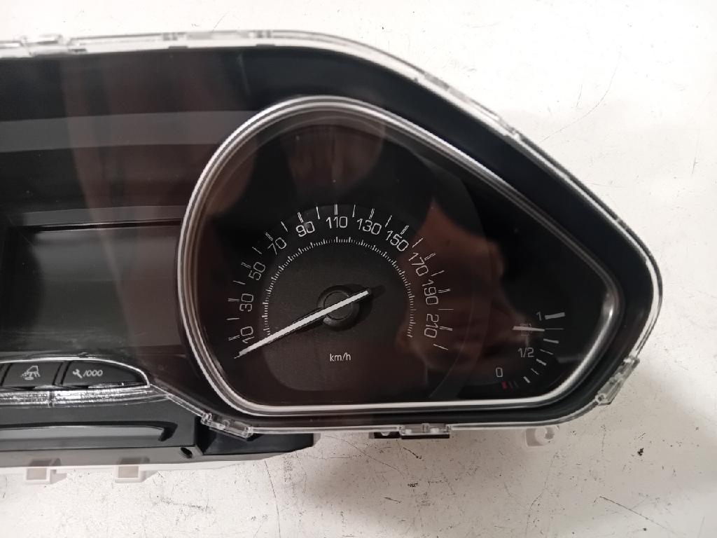 Tachoeinheit Kmh 9810204880 Peugeot 2008 (CU) Gro?raumlimousine 1.2 12V e-THP PureTech 130 (EB2DTS(HNY)) 2016 Bild Tachoeinheit Kmh 9810204880 Peugeot 2008 (CU) Gro?raumlimousine 1.2 12V e-THP PureTech 130 (EB2DTS(HNY)) 2016
