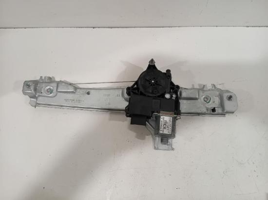 Fensterheber Elektr. Rechts Hinten 980608858001 Peugeot 2008 (CU) Großraumlimousine 1.2 12V e-THP PureTech 130 (EB2DTS(HNY)) 2016 Bild Fensterheber Elektr. Rechts Hinten 980608858001 Peugeot 2008 (CU) Großraumlimousine 1.2 12V e-THP PureTech 130 (EB2DTS(HNY)) 2016