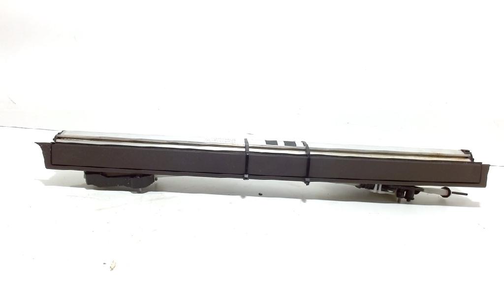 Sonnenschutzrollo rechts achter 4h0861334q Audi A8 (D4) Limousine 4.2 TDI V8 32V Quattro (CDSB) 2010 Bild Sonnenschutzrollo rechts achter 4h0861334q Audi A8 (D4) Limousine 4.2 TDI V8 32V Quattro (CDSB) 2010