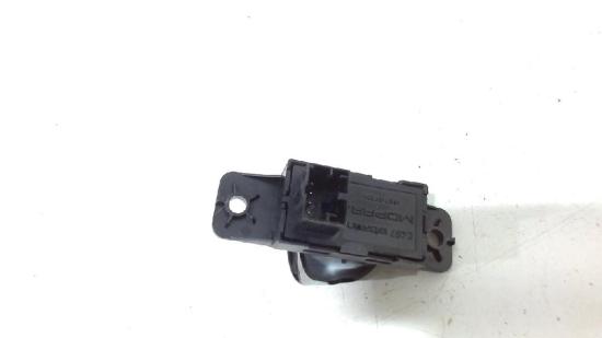 Schalter Für Elekt. Fensterheber Links Vorne 7356294040 Abarth 500C/595C/695C Cabrio 1.4 T-Jet 16V (312.B.4000) 2017 Bild Schalter Für Elekt. Fensterheber Links Vorne 7356294040 Abarth 500C/595C/695C Cabrio 1.4 T-Jet 16V (312.B.4000) 2017