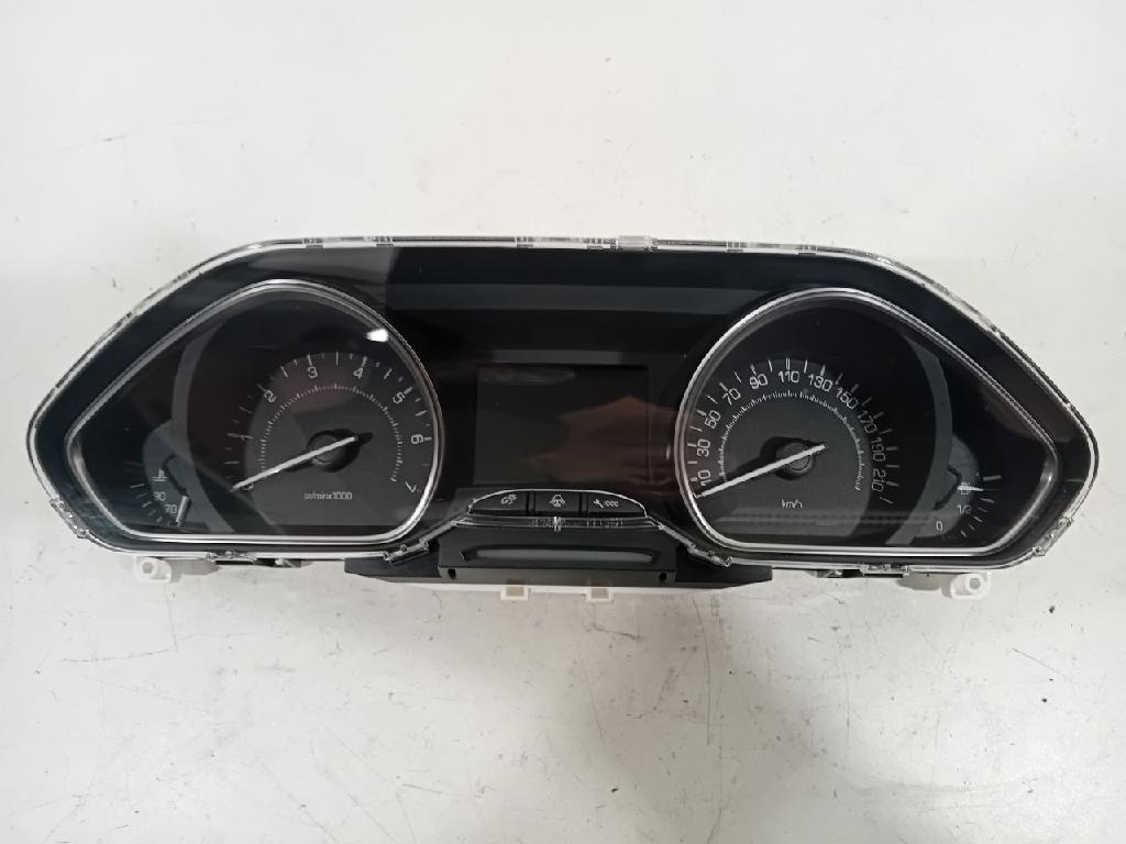 Tachoeinheit Kmh 9810204880 Peugeot 2008 (CU) Großraumlimousine 1.2 12V e-THP PureTech 130 (EB2DTS(HNY)) 2016 Bild Tachoeinheit Kmh 9810204880 Peugeot 2008 (CU) Großraumlimousine 1.2 12V e-THP PureTech 130 (EB2DTS(HNY)) 2016