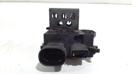 Kühlerlüfter Widerstand 9673999880 Citroën DS5 (KD/KF) Schrägheck 5-drs 1.6 HDiF 16V (DV6C(9HD)) 2012 Bild Kühlerlüfter Widerstand 9673999880 Citroën DS5 (KD/KF) Schrägheck 5-drs 1.6 HDiF 16V (DV6C(9HD)) 2012