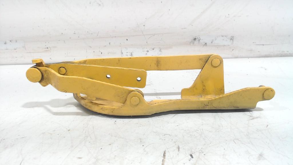 Motorhaubescharnier Rechts Abarth 500C/595C/695C Cabrio 1.4 T-Jet 16V (312.B.4000) 2017 Bild Motorhaubescharnier Rechts Abarth 500C/595C/695C Cabrio 1.4 T-Jet 16V (312.B.4000) 2017