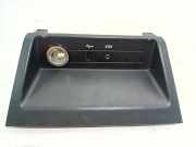 Aux/usb-Anschluss Skoda Fabia III (NJ3) Schrägheck 5-drs 1.0 12V (CHYA) 2017
