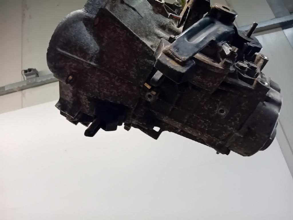 Getriebe Manuell TZ73 Kia Cee'd (JDB5) Schrägheck 5-drs 1.4i 16V (G4FA) 2012 Bild Getriebe Manuell TZ73 Kia Cee'd (JDB5) Schrägheck 5-drs 1.4i 16V (G4FA) 2012