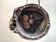 Getriebe Manuell M77 Opel Vivaro Van 1.9 DI (F9Q-762) 2002