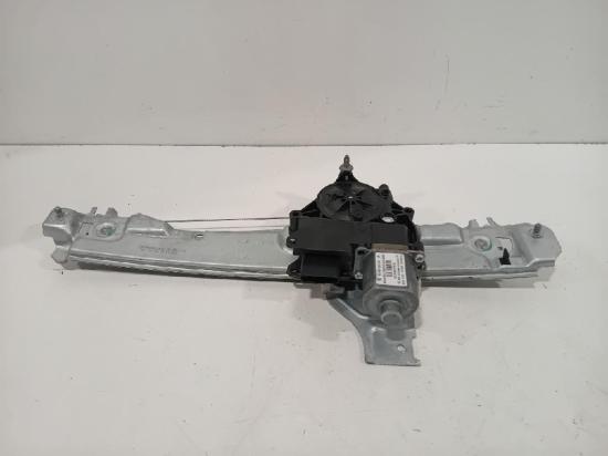 Fensterheber Elektr. Rechts Hinten 980608858001 Peugeot 2008 (CU) Großraumlimousine 1.2 12V e-THP PureTech 130 (EB2DTS(HNY)) 2016 Bild Fensterheber Elektr. Rechts Hinten 980608858001 Peugeot 2008 (CU) Großraumlimousine 1.2 12V e-THP PureTech 130 (EB2DTS(HNY)) 2016