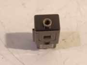 Aux/usb-Anschluss 5Q0035724 Skoda Octavia Kombi (5EAC) Kombi 5-drs 1.6 TDI Greenline 16V (DBKA) 2015-08