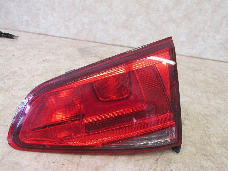 Rückleuchte innen rechts VW GOLF VII (5G1) 1.6 TDI 81 KW 5G0945094R Bild Rückleuchte innen rechts VW GOLF VII (5G1) 1.6 TDI 81 KW 5G0945094R
