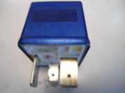 Relais, Glühanlage VW PASSAT VARIANT (3B5) 1.9 TDI 85 KW 8A0951253