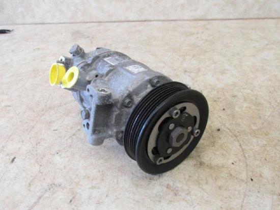 Klimakompressor VW GOLF VII (5G1) 1.6 TDI 81 KW 5Q0820803 Bild Klimakompressor VW GOLF VII (5G1) 1.6 TDI 81 KW 5Q0820803