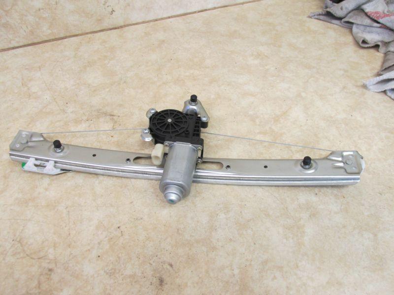 Fensterheber elek. rechts hinten hinten BMW 3 (E46) 316I 77 KW 0646264