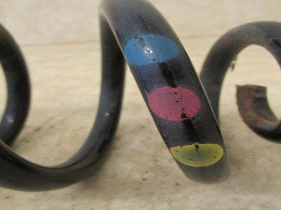 Hinterfeder AUDI A6 AVANT (4F5, C6) 2.7 TDI 132 KW GELB/ROT/BLAU Bild Hinterfeder AUDI A6 AVANT (4F5, C6) 2.7 TDI 132 KW GELB/ROT/BLAU