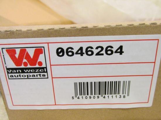 Fensterheber elek. rechts hinten hinten BMW 3 (E46) 316I 77 KW 0646264 Bild Fensterheber elek. rechts hinten hinten BMW 3 (E46) 316I 77 KW 0646264