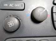 Heizungsbet?tigung / Heating control Volvo V 70 8682930