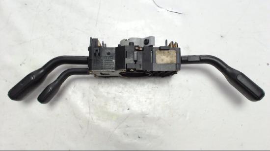 Lenkstockhebel / Wischerhebel / Blinkerhebel / Tempomat Audi Audi A4 Bj 1995 4D0953513 Bild Lenkstockhebel / Wischerhebel / Blinkerhebel / Tempomat Audi Audi A4 Bj 1995 4D0953513