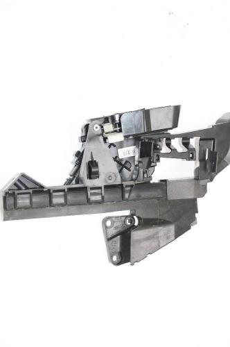 Türschloss hinten rechts Ford FOCUS 2 Turnier 4M5AA26412BE 4892387 12/2007 Bild Türschloss hinten rechts Ford FOCUS 2 Turnier 4M5AA26412BE 4892387 12/2007