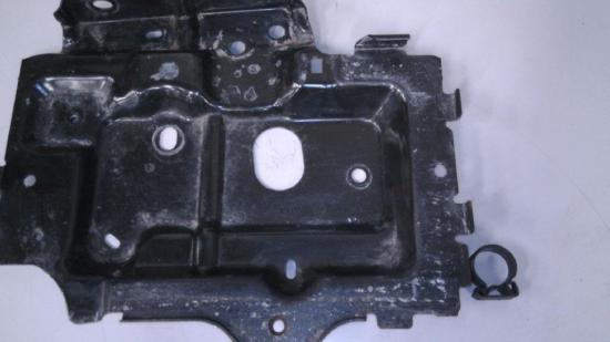 Trägerplatte Batterie 9654426780 206 CC 110 Selection Comfort 2KFX/2NFZ/ Bj 2006 Bild Trägerplatte Batterie 9654426780 206 CC 110 Selection Comfort 2KFX/2NFZ/ Bj 2006