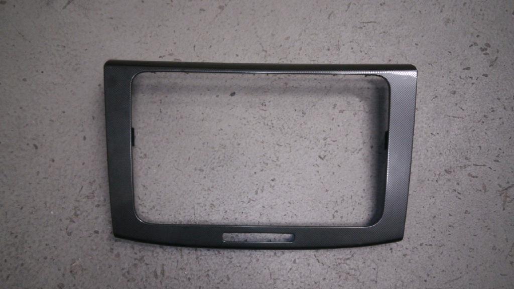 Blende Abdeckung Rahmen Radio 3C0858049M Passat Variant 2.0 TDI 3C/3CC Bj 2006