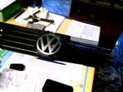 Kühlergrill Bora Variant 1.9 TDI 1 J Bj 2000