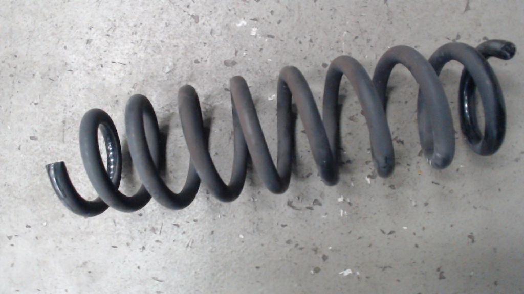 Hinterfeder Links 6767336 116i E81,E82,E8 Bj 2009