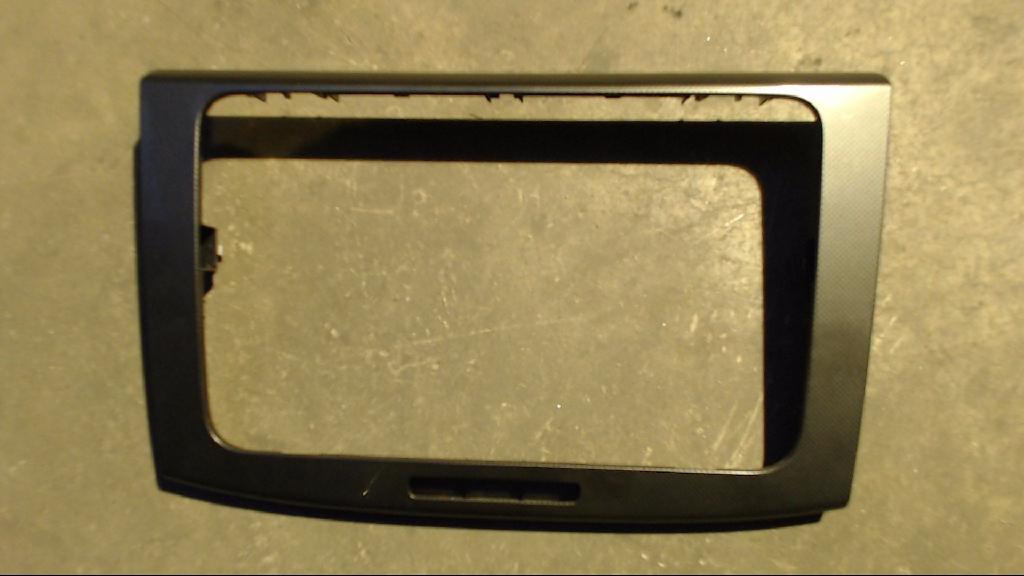 Blende Radio Abdeckung Rahmen 3C0858069M Passat Variant 2.0 TDI 3C/3CC Bj 2007