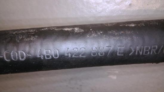 Servoschlauch AN Ausgleichsbehälter 4B0422887E Passat Variant 1.9 TDI Elegance 3BG/3BL/3BS Bj 2002 Bild Servoschlauch AN Ausgleichsbehälter 4B0422887E Passat Variant 1.9 TDI Elegance 3BG/3BL/3BS Bj 2002