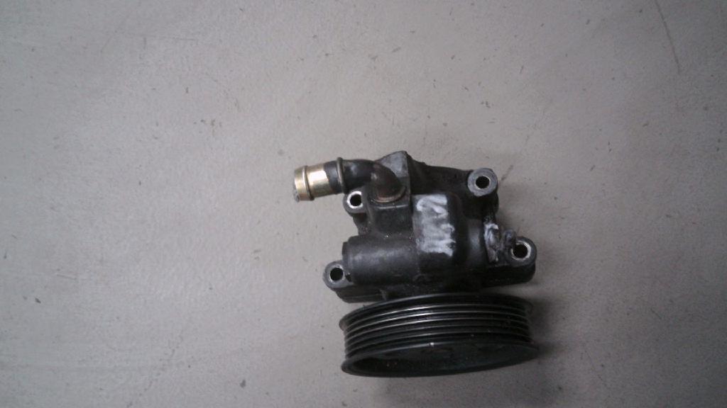 Pumpe Servolenkung 7120272 Fiesta GFJ Bj 1993