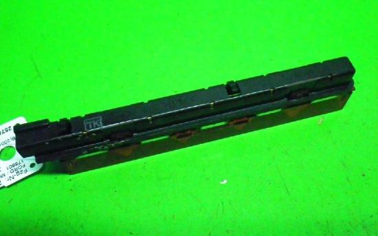 Zusatzbremsleuchte Mitte FORD MONDEO III Turnier (BWY) 2.0 16V TDDi / TDCi 1151768 Bild Zusatzbremsleuchte Mitte FORD MONDEO III Turnier (BWY) 2.0 16V TDDi / TDCi 1151768