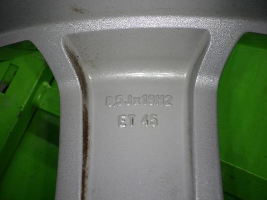 Alufelge OPEL INSIGNIA Stufenheck 2.0 Turbo 4x4 Bild Alufelge OPEL INSIGNIA Stufenheck 2.0 Turbo 4x4