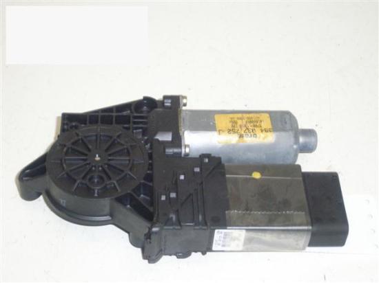 Fensterhebermotor T?r vorne rechts VW PASSAT (3B2) 1.8 3B4837752J Bild Fensterhebermotor T?r vorne rechts VW PASSAT (3B2) 1.8 3B4837752J